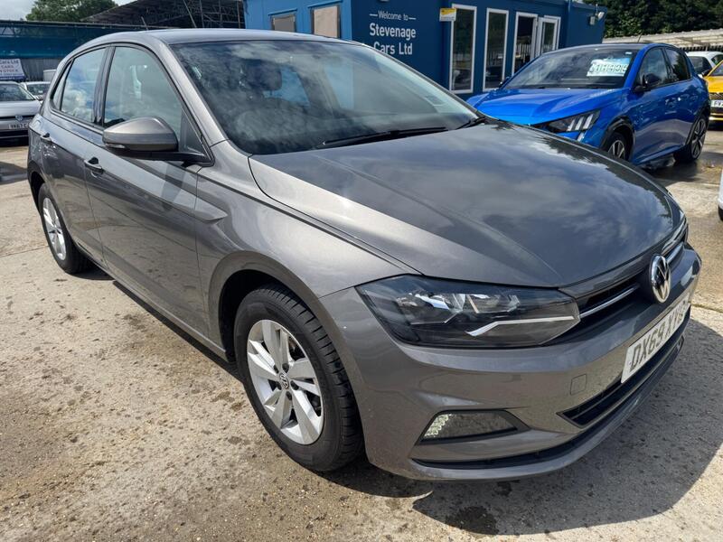 Volkswagen Polo view 4