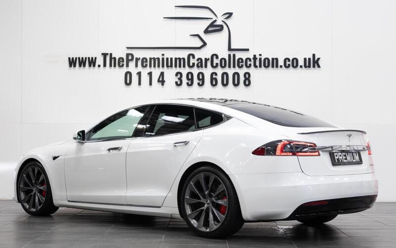 Tesla Model S view 6