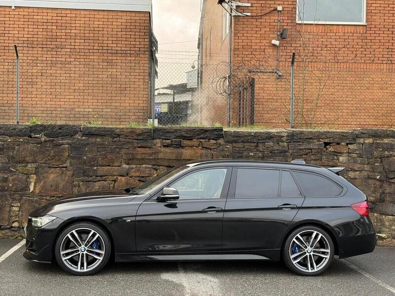 BMW 3 Series view 4