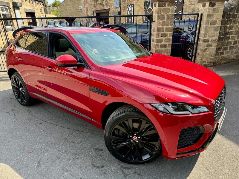 Jaguar F-Pace view 4