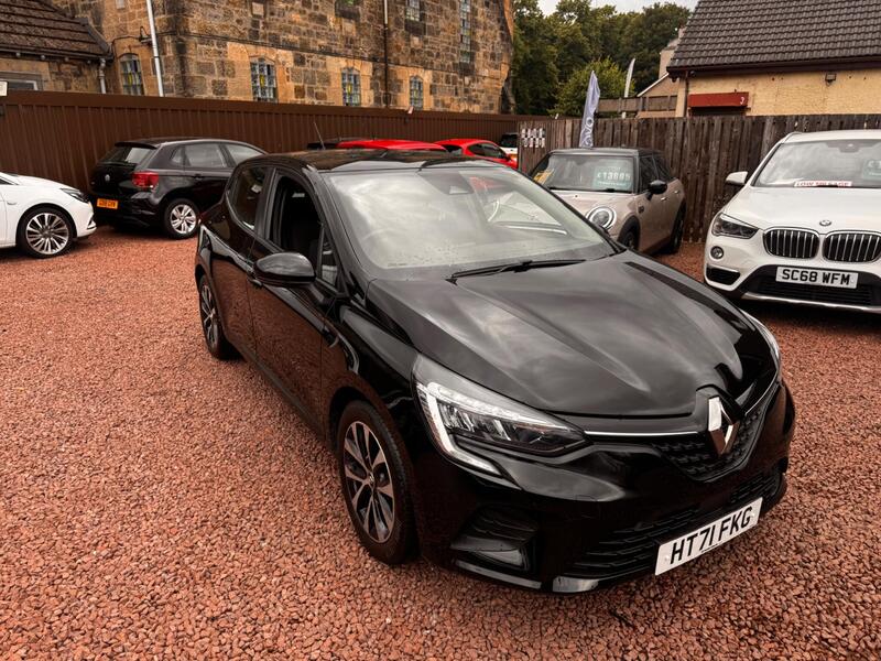 Renault Clio view 2