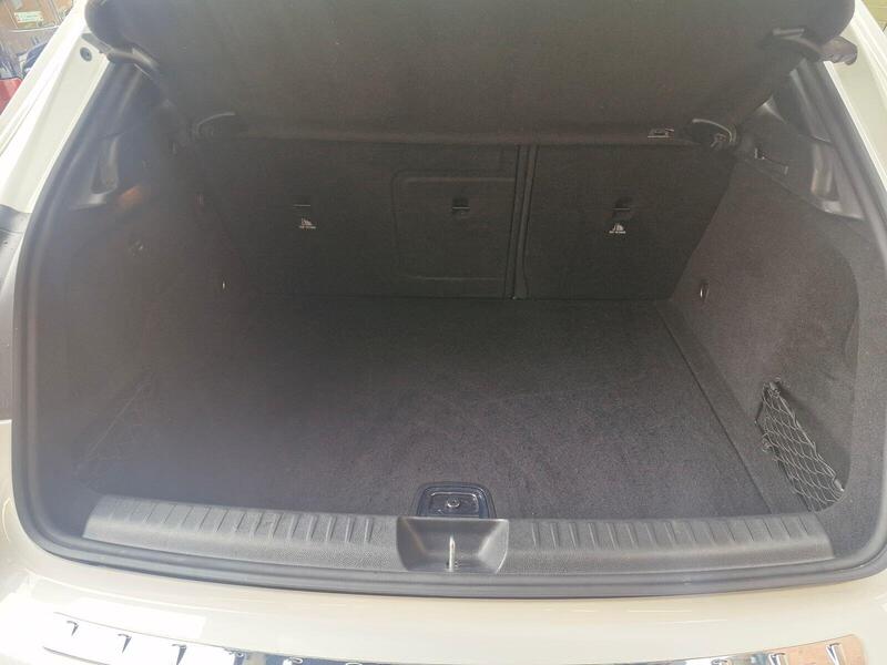 Mercedes-Benz Mercedes-Benz GLA view 5