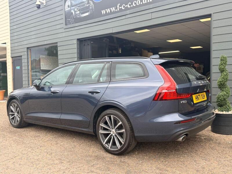 Volvo V60 view 7