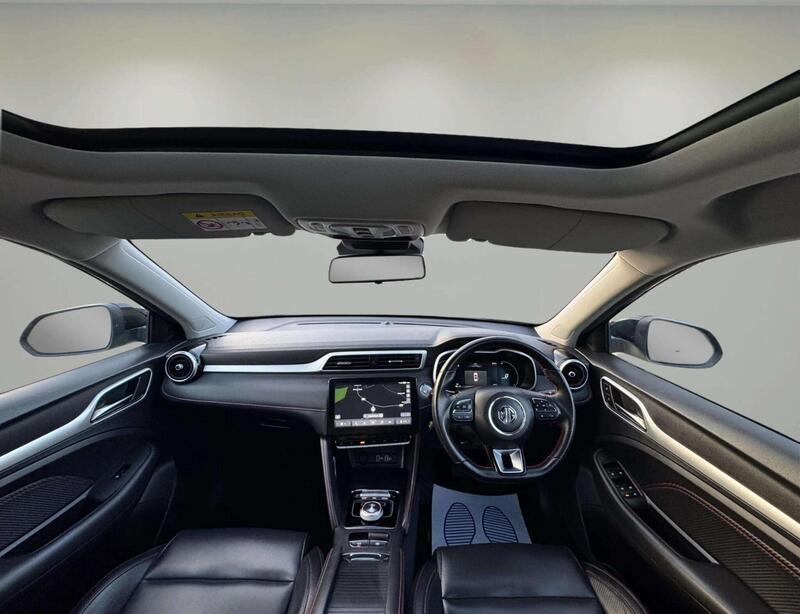 MG ZS view 4