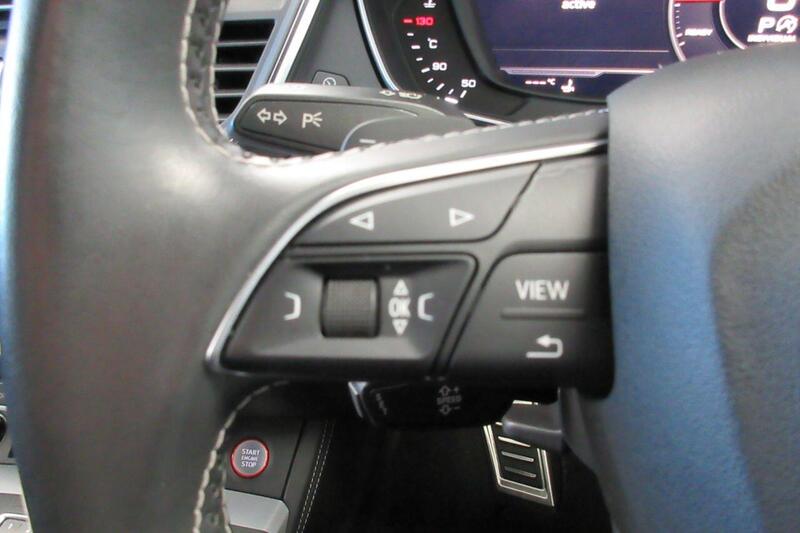 Audi SQ5 view 31