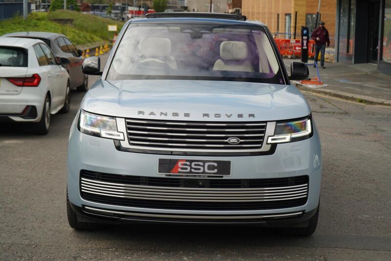 Land Rover Range Rover view 6