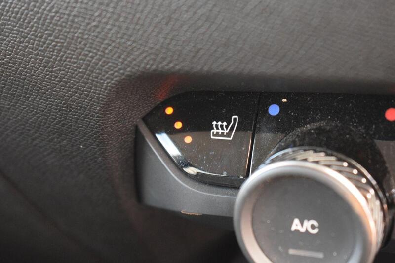 Citroen C4 view 3