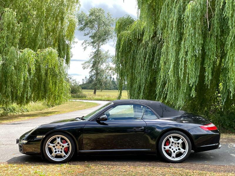 Porsche 911 view 20