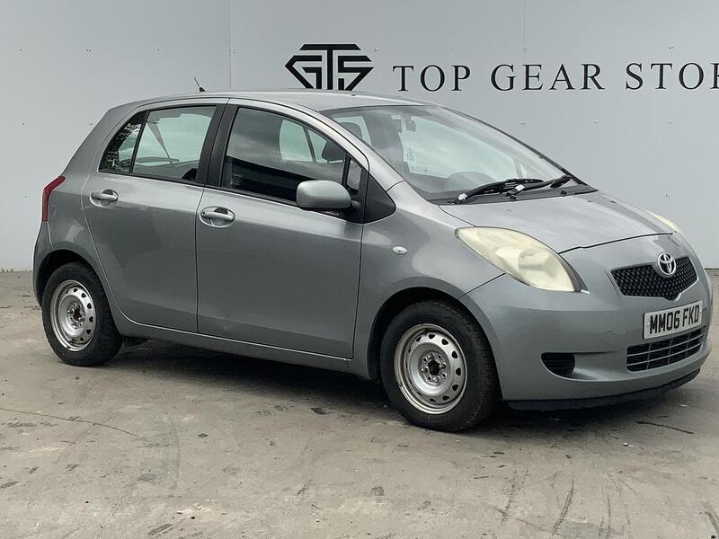 2006 Toyota Yaris in Silver for sale