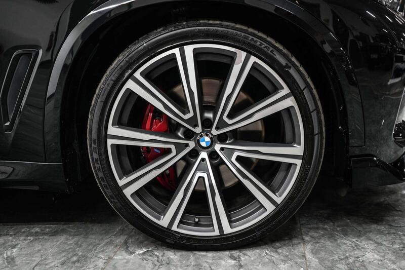 BMW X5 BMW X5 view 6