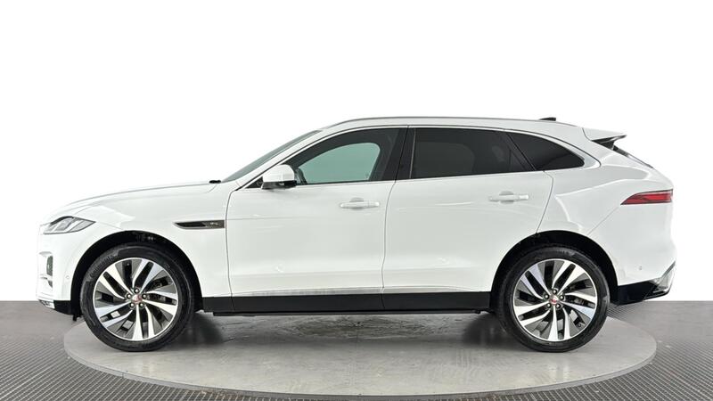 Jaguar F-Pace view 7