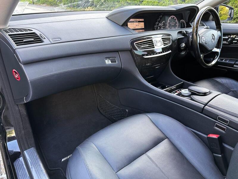 Mercedes-Benz CL view 9