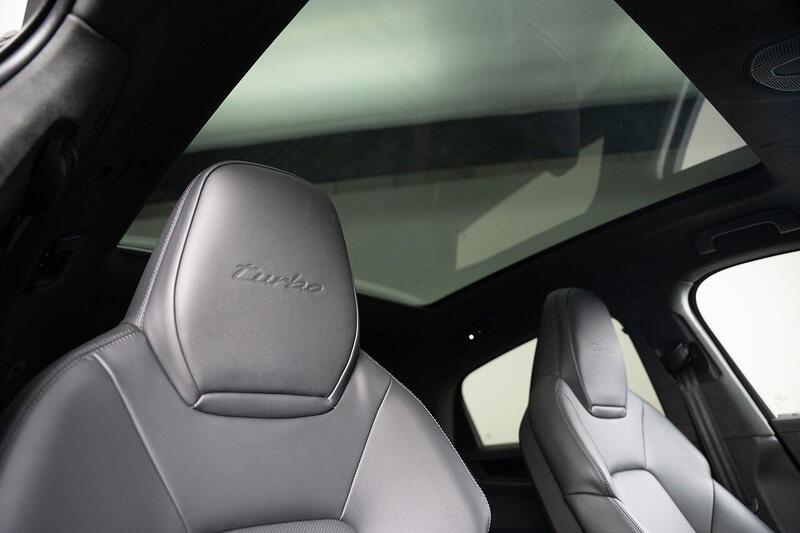 Porsche Cayenne view 4