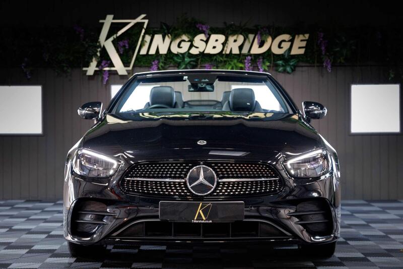 Mercedes-Benz E-Class view 4