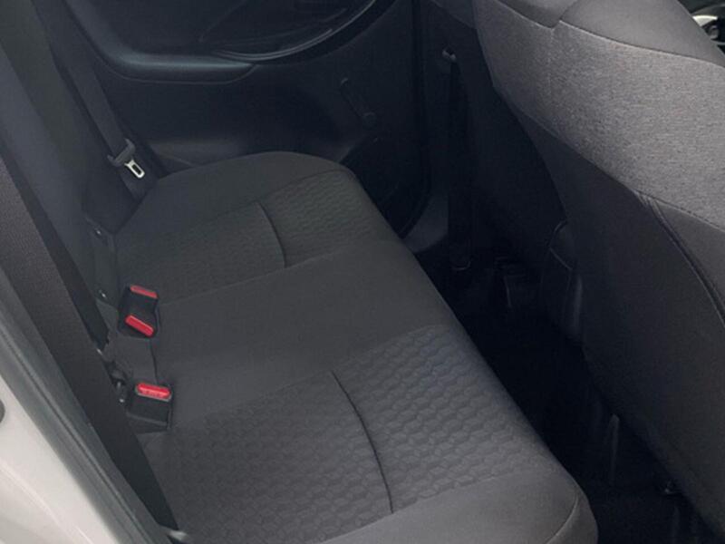 Toyota Yaris view 5