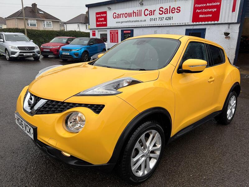2016 Nissan Juke in Yellow for sale