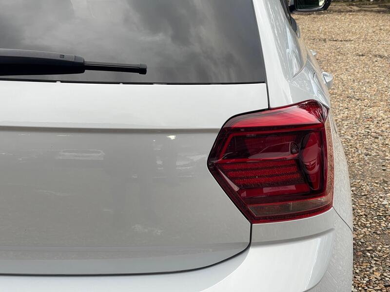 Volkswagen Polo 1.0 TSI Match Euro 6 (s/s) 5dr thumbnail 10