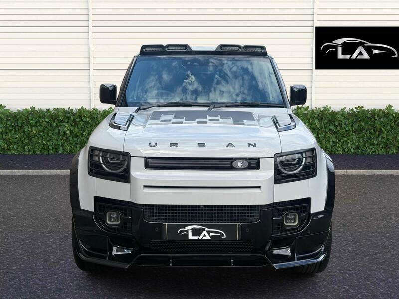 Land Rover Defender view 4