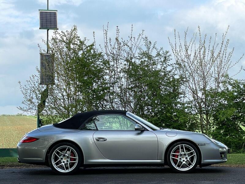 Porsche 911 view 46