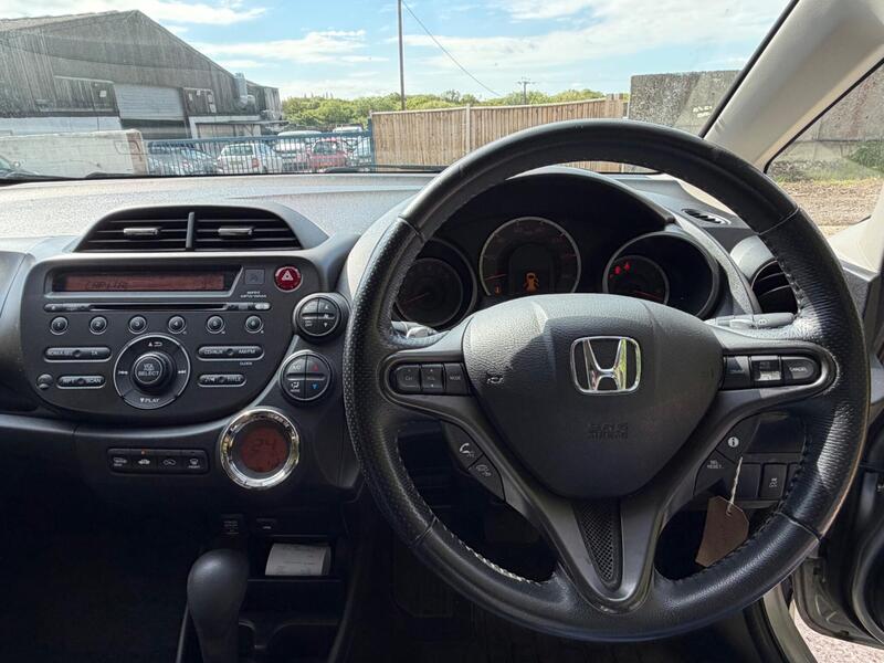 2013 Honda Jazz — photo 12