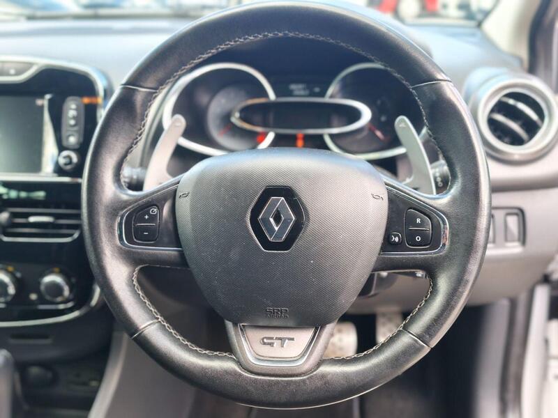 Renault Clio view 3