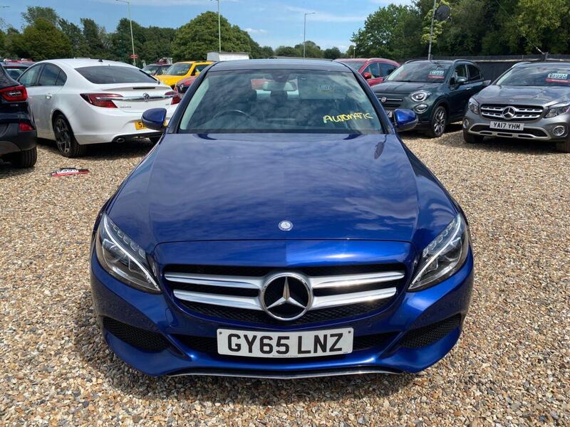 Mercedes-Benz C Class view 3