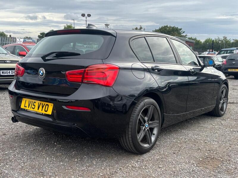 BMW 1 Series view 7
