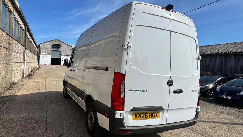 2026 Mercedes-Benz Sprinter — photo 4