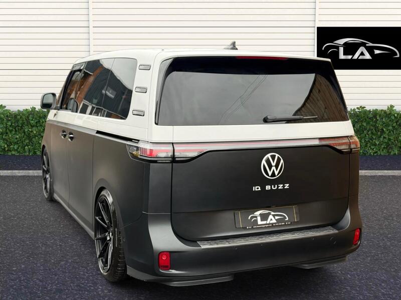 Volkswagen Id. Buzz view 6