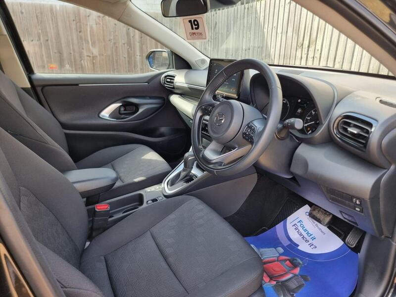 Mazda Mazda2 view 2