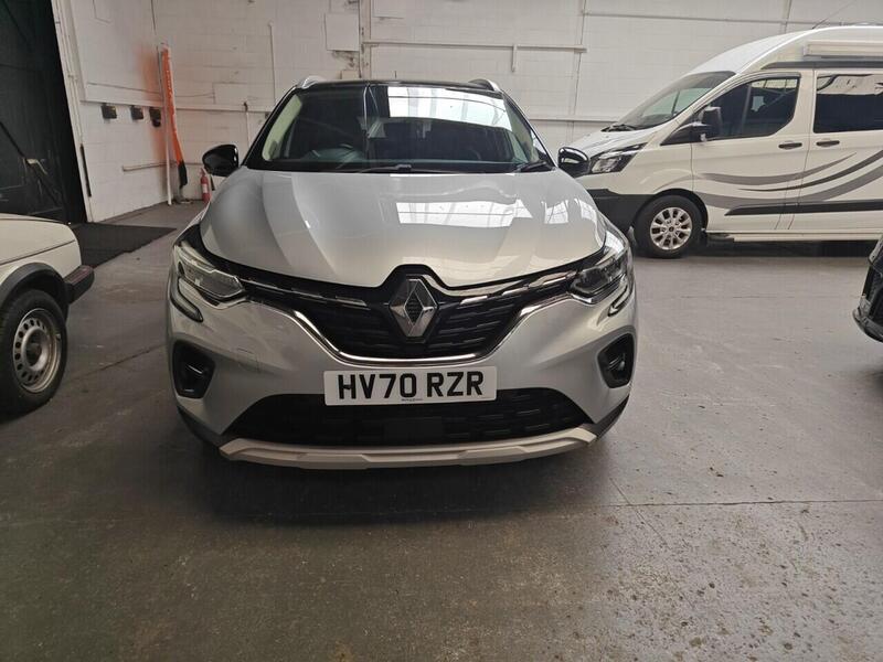 Renault Captur view 2