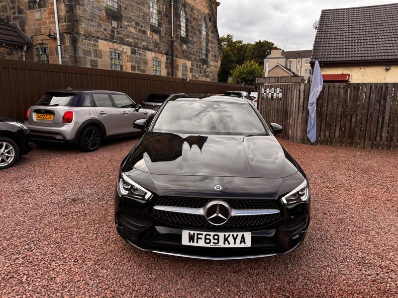 Mercedes-Benz Cla view 3