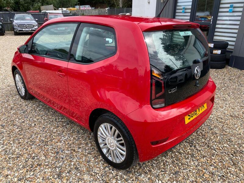 Volkswagen Up! view 7