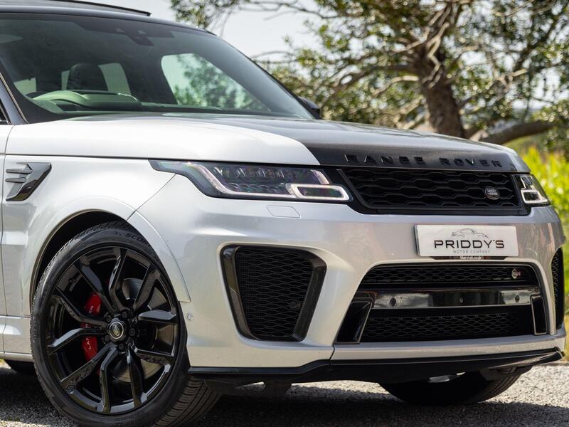Land Rover Range Rover Sport view 3