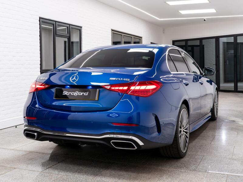 Mercedes-Benz C-Class view 5