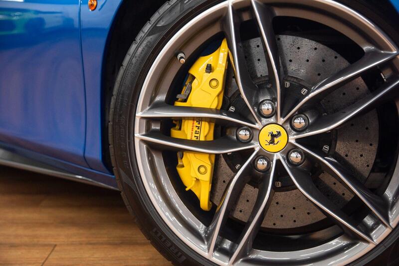Ferrari 488 view 6