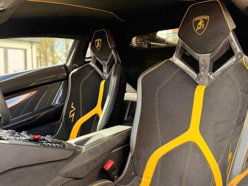 Lamborghini Aventador view 3