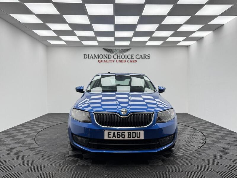 Skoda Octavia view 2