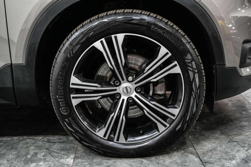 Volvo XC40 view 7