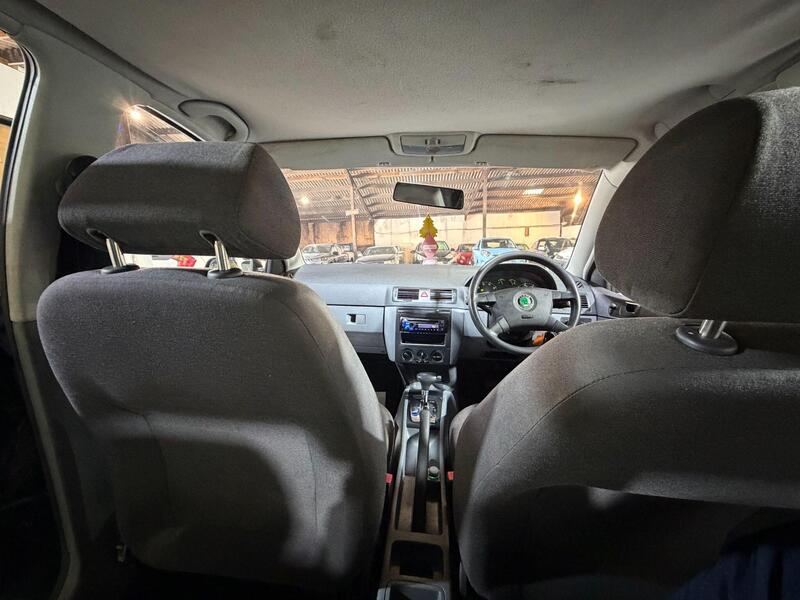 2002 Skoda Fabia — photo 11