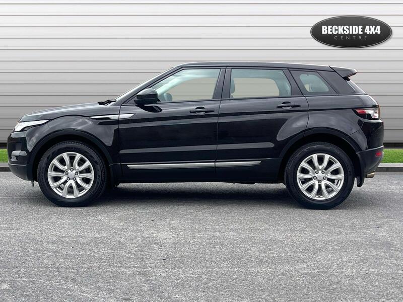 Land Rover Range Rover Evoque view 5