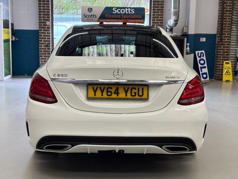 Mercedes-Benz C Class view 6