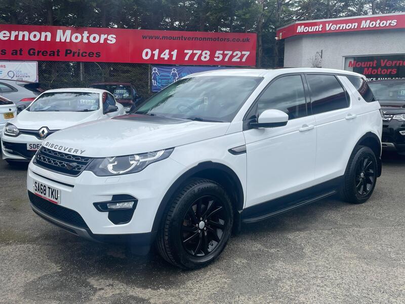 Land Rover Discovery Sport view 2