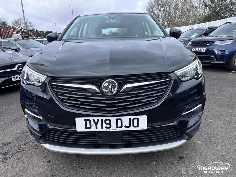 Vauxhall Grandland X view 2