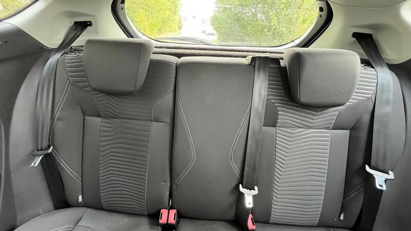 2015 Ford Fiesta — photo 38