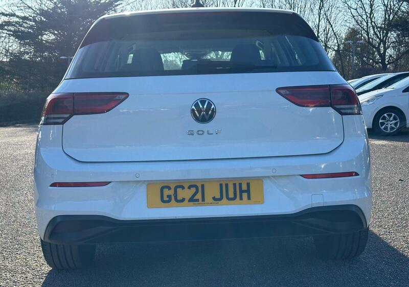 Volkswagen Golf view 6
