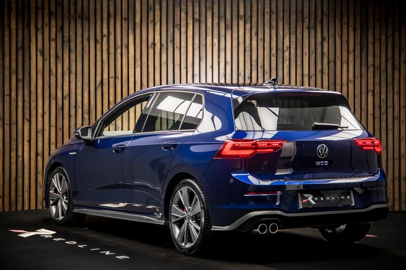 Volkswagen Golf view 3