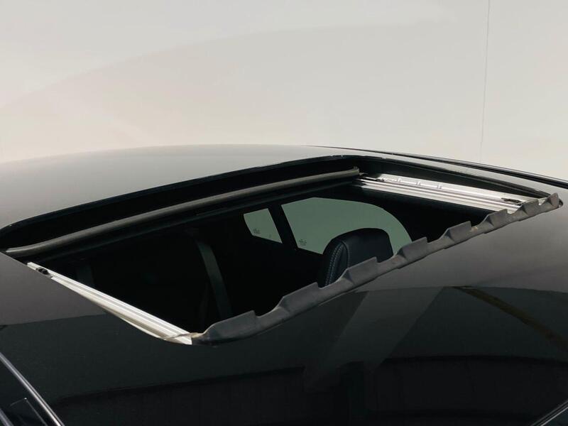 Mercedes-Benz GLC view 2
