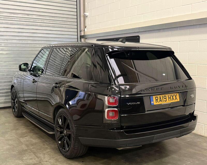Land Rover Range Rover view 7