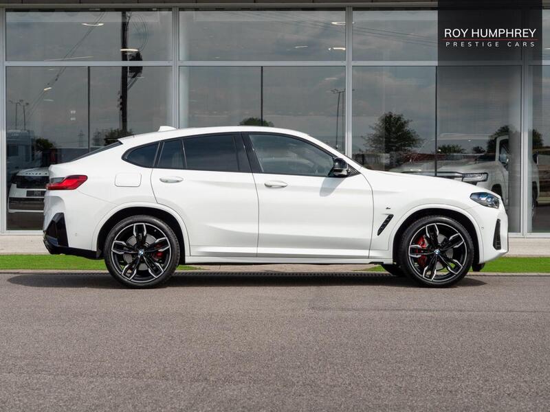 BMW X4 view 3